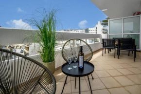 Elli Beach Downtown Apartments